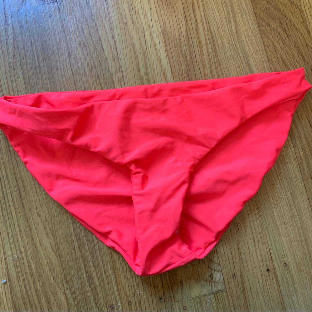 Mikoh Zuma Bottom